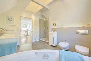 Top-Einfamilienhaus mit Pool in Villenlage – Die vollständige Adresse der Immobilie erhältst du vom Anbieter., 21337 Wilschenbruch, Lüneburg – Vorschaubild 18