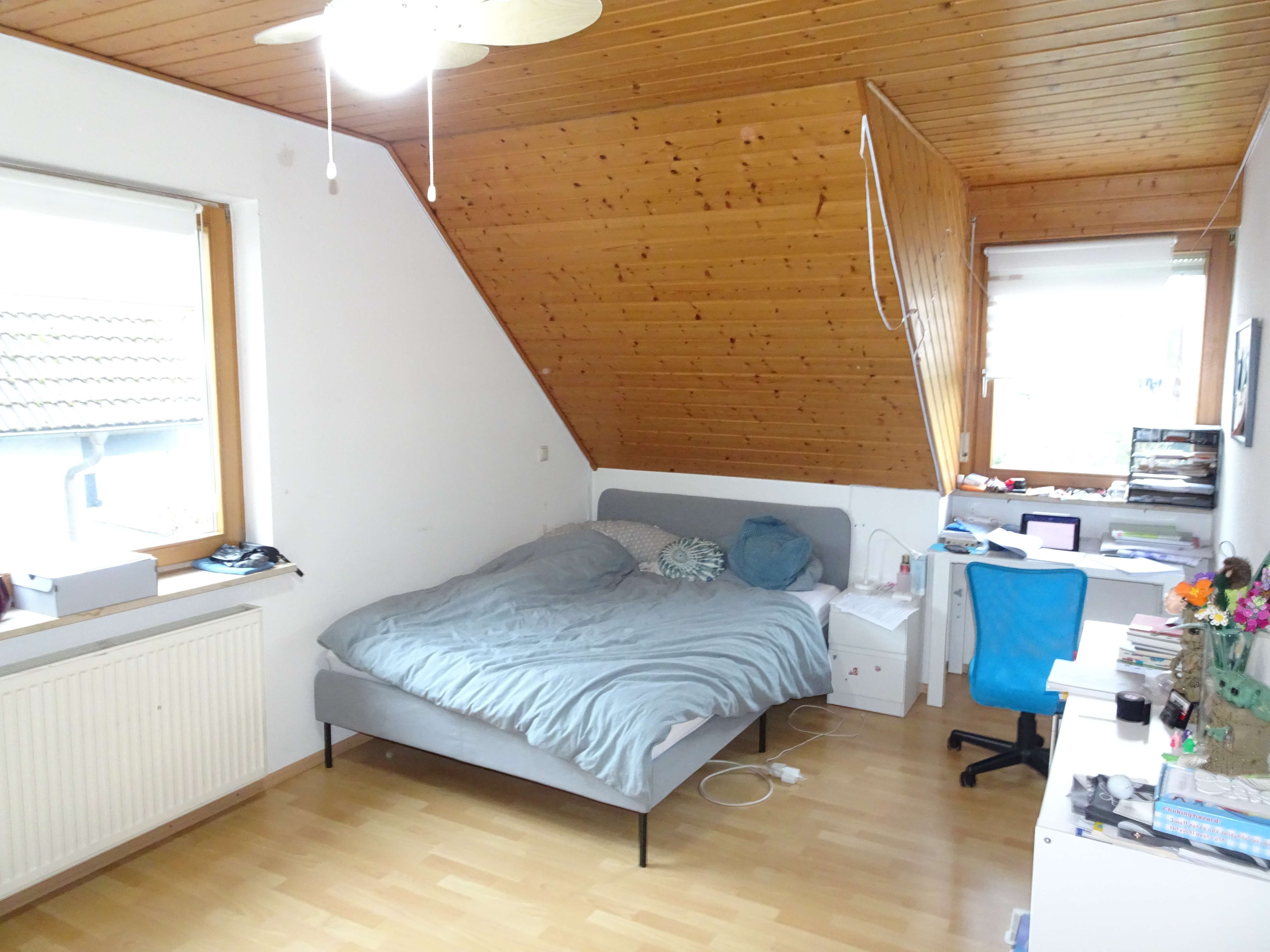 Immobilie in Heroldsbach - Doppelhaushälfte mit Garage und Kfz-Stellplatz in Herzogenaurach-Nähe Rehaklinik - Bild 4