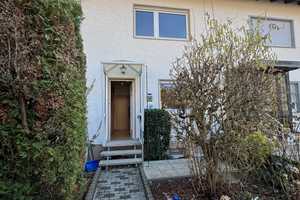 Kleines Reihenmittelhaus für Paare oder junge Familien mit Garten und Ausbaureserve im Dach – Hochtaunuskreis – Vorschaubild 1