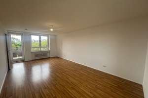 große familienfreundliche 3,5-Zimmer-Wohnung in zentraler Lage von Neuperlach  – Adenauerring 20, 81737 Neuperlach, München – Vorschaubild 2
