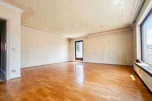 Leerstehen 3-Zimmer-Wohnung mit 2 Balkonen, Garten & Hobbyraum –  in Nürnberg- Neuröthenbach