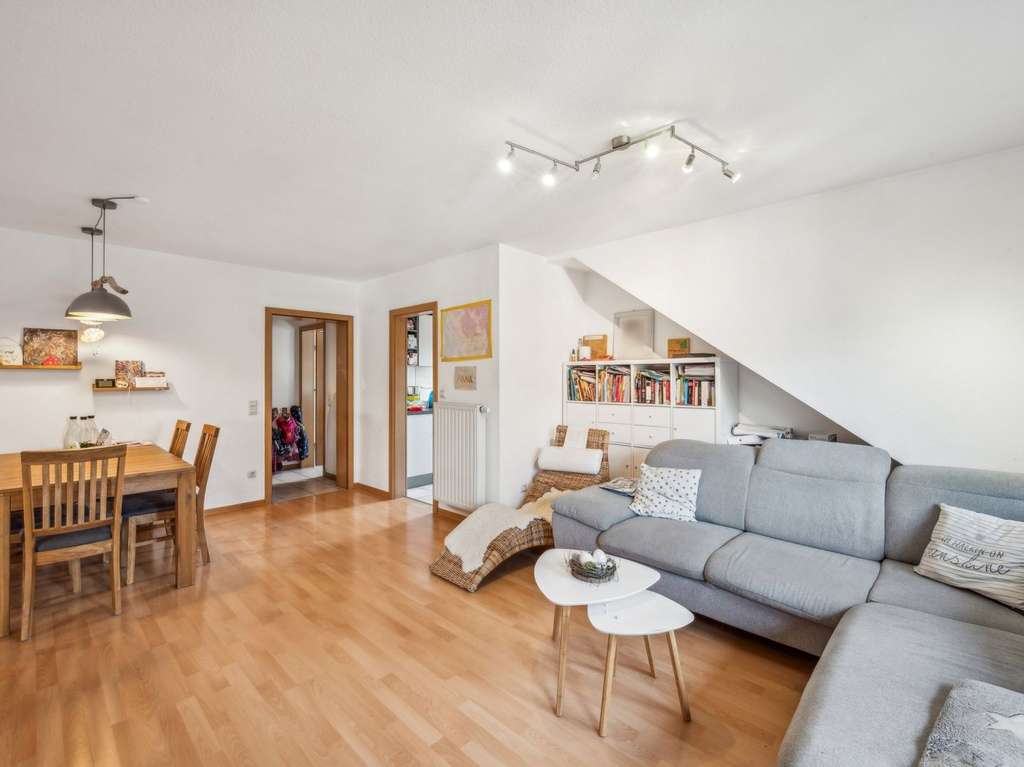 Immobilie in Ottersweier - Gepflegte 4-Zimmer-Eigentumswohnung mit Balkon und TG-Stellplatz in Ottersweier - Bild 3