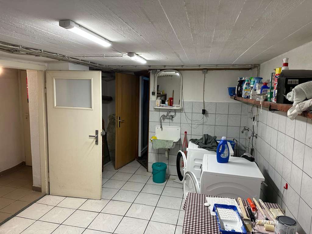 Immobilie in Vilsbiburg - Großzügiges Zuhause mit vielen Möglichkeiten – flexibel nutzbar für Familie oder Mehrgenerationen - Bild 3