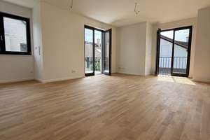 Sonnige 4 Zimmerwohnung ab sofort zu vermieten – Ulfilasstraße 29 c, 81739 Waldperlach, München – Vorschaubild 1