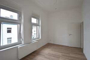 Frisch renoviert! Großzügige 3-Zimmer-Wohnung mit Terrasse zu vermieten – Krefelder Str. 107, 41061 Eicken, Mönchengladbach – Vorschaubild 8