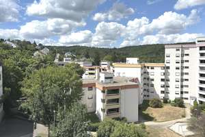 Familienwohnung mit Ausblick, Balkon + TG-Box! – 70195 Botnang-Nord, Stuttgart – Vorschaubild 2