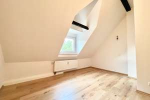 Top renovierte Dachgeschosswohnung in Bochum-Höntop – Eibenweg 1, 44869 Höntrop, Bochum – Vorschaubild 8