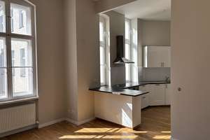 4-Zimmer Altbauwohnung mit offener Küche, Dielenboden und Stuck - Keine Käuferprovision – Uhlandstraße 145, 10719 Wilmersdorf, Berlin – Vorschaubild 14