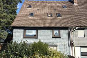 Großes Zweifamilienhaus mit Garage in Kreuztal - Littfeld – Die vollständige Adresse der Immobilie erhältst du vom Anbieter., 57223 Kreuztal – Vorschaubild 2