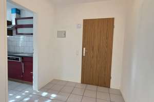 2-Zimmer-Wohnung mit Sonnenbalkon in Rheinlage im Kölner Norden – Auf dem Heidenberg 18, 50735 Niehl, Köln – Vorschaubild 2