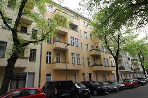 Am Spreebogen, freie  2 Zi. Altbauwohnung mit Möglichkeit für 3. Zimmer – 10587 Charlottenburg, Berlin – Vorschaubild 2
