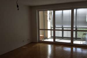 Ruhige 2-ZKBB, EBK, Aufzug, Loggia, Garage, Stäbchenparkett in Wiesbaden/Europaviertel – Simone-Veil-Str. 10, 65197 Rheingauviertel / Hollerborn, Wiesbaden – Vorschaubild 3