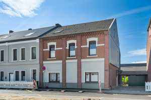 Zentral gelegenes Mehrfamilienhaus in Mönchengladbach-Hardt. – Mönchengladbach – Vorschaubild 2