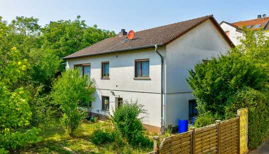 Bild von FREISTEHENDES ZWEIFAMILIENHAUS - HIER VEREINT SICH DAS BESTE AUS ZWEI WELTEN!