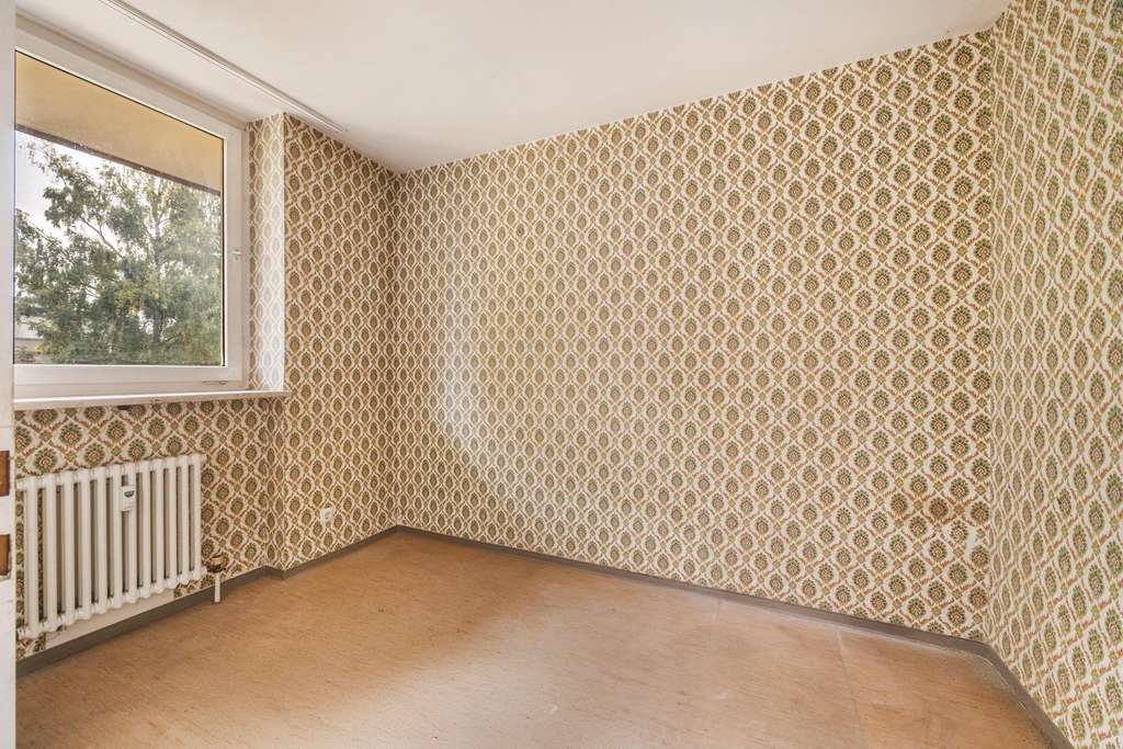 Immobilie in Puchheim - Renovierungsbedürftige 1,5-Zimmer-Wohnung mit Südbalkon in gepflegter Wohnanlage! - Bild 4