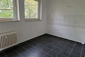 Gemütliche 3-Zimmer-Wohnung mit Balkon – Hasselstraße 200, 42651 Solingen-Mitte, Solingen – Vorschaubild 4