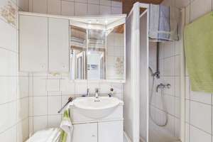 Hier steckt Zukunft drin! 4-Zimmer-Wohnung mit Balkon, Garage und riesigem Potenzial in Karben - OT – 61184 Karben – Vorschaubild 9