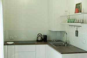 2-Zimmer-Wohnung mit modernisiertem Bad und einem Stellplatz