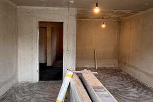 Erstbezug nach Komplettsanierung | Neue Einbauküche | Balkon ins Grüne | Parkett – Bauernfeindstr. 18, 80939 Freimann, München – Vorschaubild 2