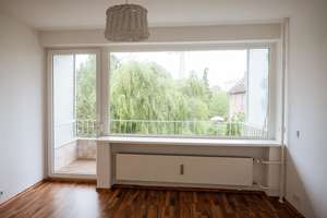 Ruhige - helle - 3,5 Zimmer Wohnung - 2 Balkone - EBK - Keller und kleine TG  – Die vollständige Adresse der Immobilie erhältst du vom Anbieter., 22159 Farmsen-Berne, Hamburg – Vorschaubild 14