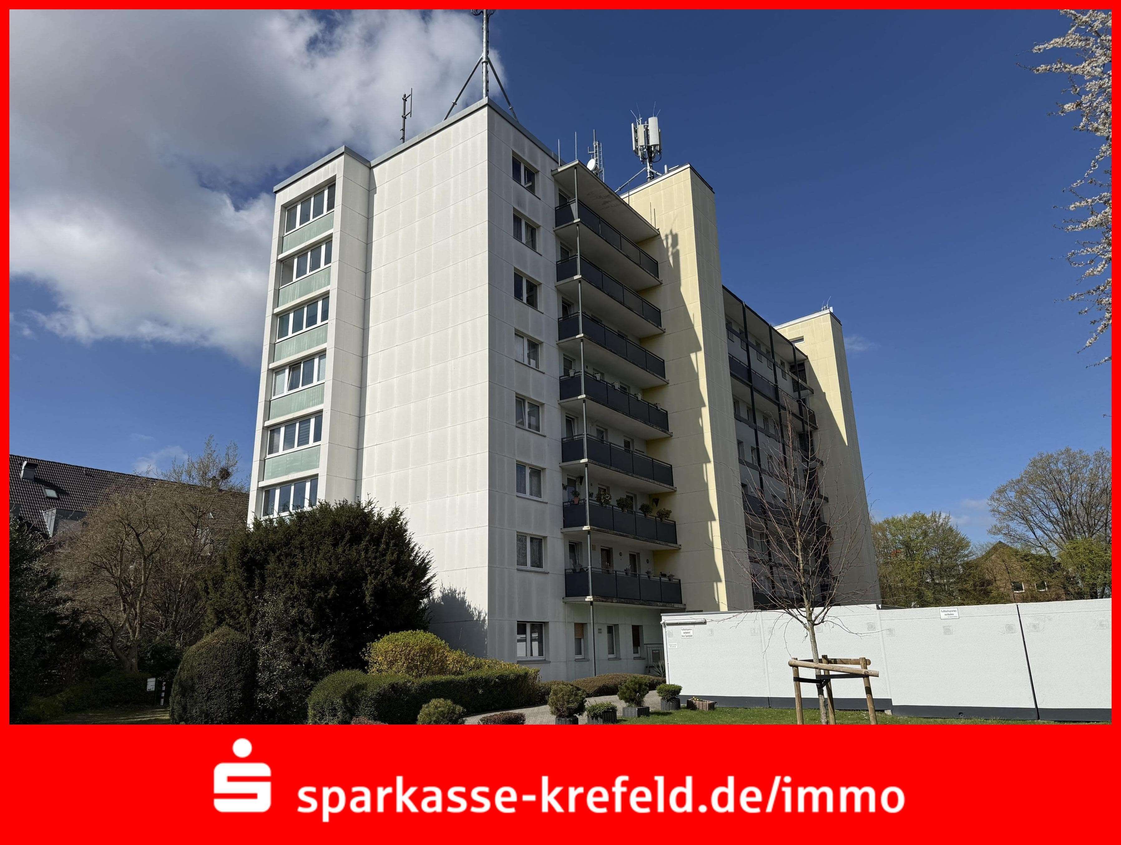 3-Zimmer Wohnung mit Loggia und Balkon, Krefeld – Bild 1