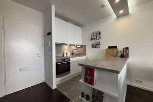 ERBBAURECHT!  Auf Wunsch sofort frei! Top renovierte 2 Zi.-Whg. mit herrl. Blick über Haidhausen - p – Die vollständige Adresse der Immobilie erhältst du vom Anbieter., 81669 Obere Au, München – Vorschaubild 3
