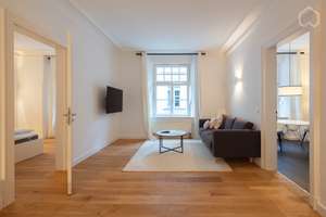 Zentrum! Möblierte Jugendstil-Altbau 2,5-Raum-Wohnung mit Balkon, um die Ecke vom Viktualienmarkt – Westenriederstr. 45, 80331 Graggenau, München – Vorschaubild 2