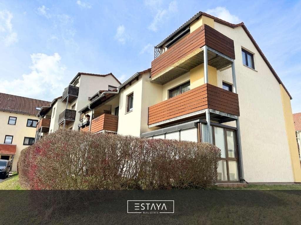 Immobilie in Oelsnitz/Erzgeb. - Attraktive Kapitalanlage mit soliden Mieteinnahmen – 3-Zimmer-Terrassenwohnung in Oelsnitz - Bild 0