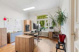 Im Zentrum von Alt-Rahlstedt! Charmante Stadtvilla mit Vollkeller – Die vollständige Adresse der Immobilie erhältst du vom Anbieter., 22143 Rahlstedt, Hamburg – Vorschaubild 6
