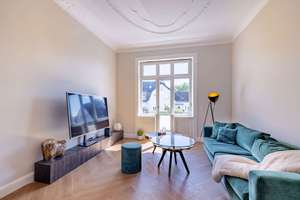 Stilvoll saniert. Großzügig gedacht. – Die vollständige Adresse der Immobilie erhältst du vom Anbieter., 22299 Winterhude, Hamburg – Vorschaubild 2