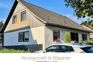Freistehendes Einfamilienhaus mit großzügigem Platzangebot für die ganze Familie – Die vollständige Adresse der Immobilie erhältst du vom Anbieter., 52382 Niederzier – Vorschaubild 1