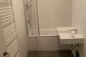 Ansprechende 2-Zimmer-EG-Wohnung mit Einbauküche & Terrasse/Garten in München – Henschelstraße 29, 81249 Lochhausen, München – Vorschaubild 15