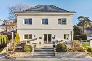Villa in Wassernähe – Berlin – Vorschaubild 1