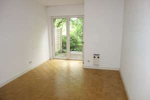 EXKLUSIV BILK NÄHE UNI HELL + RUHIG ERDGESCHOSS MIT TERRASSE KOMPLETT PARKETT WANNENBAD TG-STELLPL. – Himmelgeister Straße 179, 40225 Flehe, Düsseldorf – Vorschaubild 4