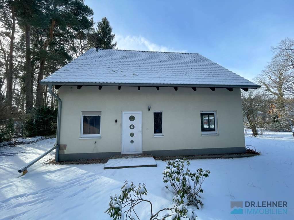 Immobilie in Neuruppin - Großzügiges Einfamilienhaus auf traumhaftem Naturgrundstück in Neuruppin-Wuthenow - Bild 2