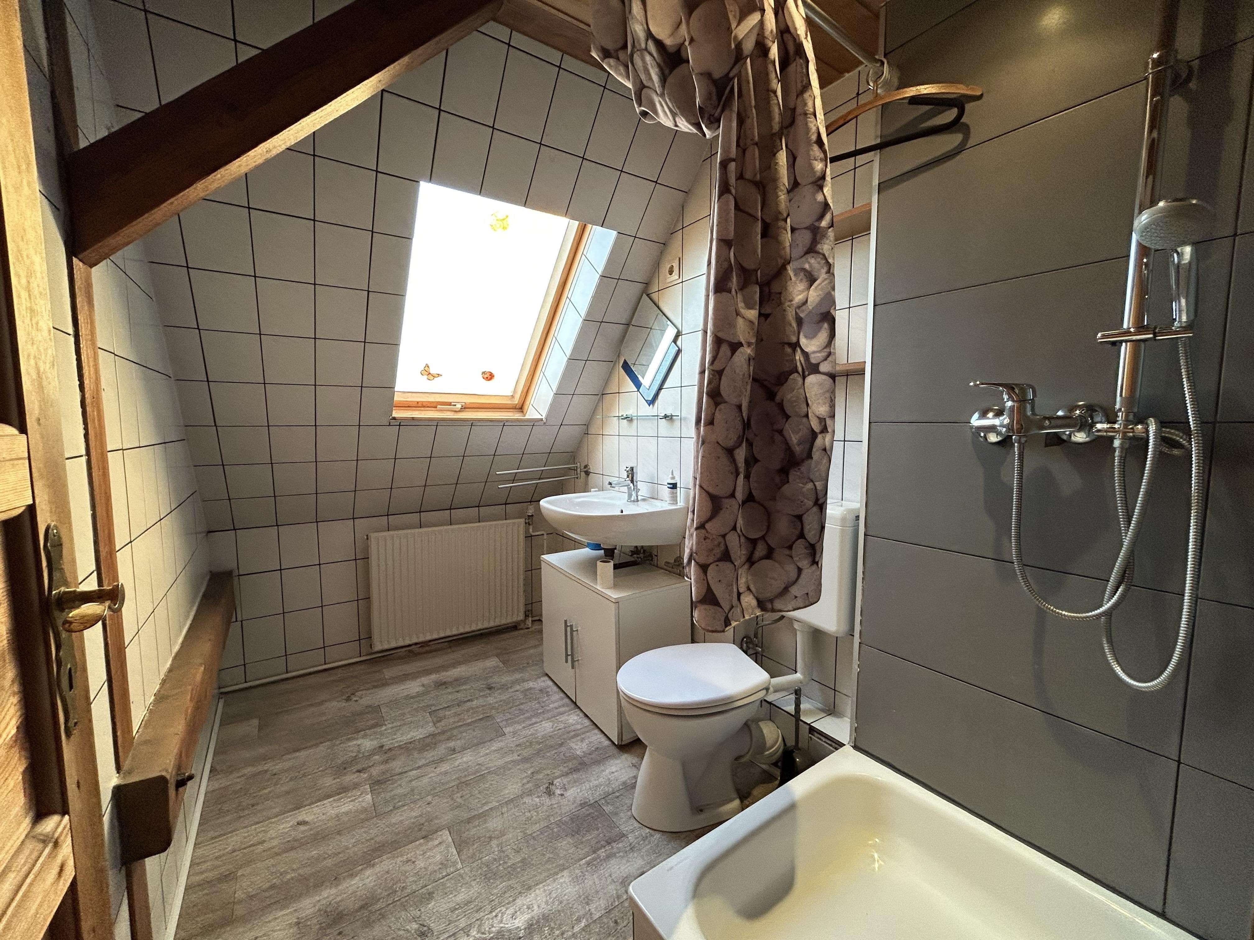 Immobilie in Barntrup - Großzügiges Einfamilienhaus mit Potenzial – Ihr neues Zuhause in Barntrup-Alverdissen - Bild 11