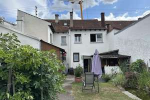 Walldorf: Einfamilienahaus mit Garten im Zentrum, aber ruhig, keine Käufer-Prov. – Die vollständige Adresse der Immobilie erhältst du vom Anbieter., 69190 Walldorf – Vorschaubild 9
