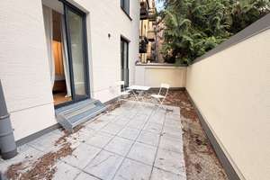 Erstbezug: Exklusive - Sonnige & möblierte 2-Zimmer-Erdgeschoss-Wohnung im Herzen von München – Maistraße 6, 80337 Am alten südlichen Friedhof, München – Vorschaubild 1