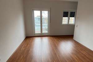 Neuwertige 3,5-Zimmer-Wohnung mit 2 Balkonen, Aufzug und TG-Stellplatz in zentraler Lage – Seminarstraße 7, 1067 Friedrichstadt, Dresden – Vorschaubild 12