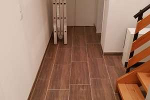 Charmante 2-Zimmer-Maisonettewohnung mit Stellplatz in Köln-Neuehrenfeld – 50825 Neuehrenfeld, Köln – Vorschaubild 3
