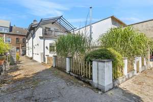 Property thumbnail 11