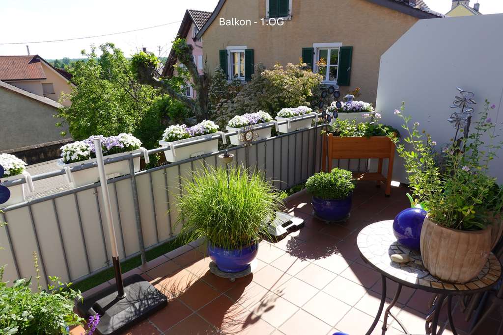 Immobilie in Vogtsburg im Kaiserstuhl - Großzügige Maisonette-Wohnung mit Reihenhaus-Charakter  - Bild 4