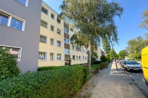Gepflegte 2,5 Zimmer Eigentumswohnung mit großem Südbalkon und eigenem Stellplatz – Die vollständige Adresse der Immobilie erhältst du vom Anbieter., 12109 Mariendorf, Berlin – Vorschaubild 2