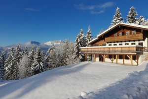 Sonniges Mehrfamilienhaus mit gewerb. Nutzung, großem Grundstück, Terrasse, Balkon & Doppelgarage – Berchtesgadener Land (Kreis) – Vorschaubild 5