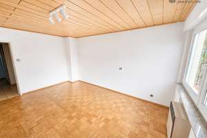 TOP-Halbhöhenlage: 3-Zi.-Whg. mit 80 m² * 2 Balkone + Garage + Stpl. + 116 qm Gartenanteil * – Die vollständige Adresse der Immobilie erhältst du vom Anbieter., 70327 Wangen, Stuttgart – Vorschaubild 8