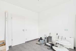 Wohnen im Grünen! Moderne 3-Zimmer-Wohnung mit Balkon & optionaler Einbauküche – Tulpenhof 2, 38368 Mariental – Vorschaubild 14
