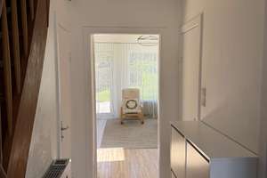 Exklusives, voll möbliertes 5-Zimmer-Reihenhaus mit Terrasse in Hamburg-Langenhorn – Die vollständige Adresse der Immobilie erhältst du vom Anbieter., 22415 Langenhorn, Hamburg – Vorschaubild 7