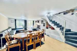 AS IMMOBILIEN: Fully or partially furnished 4br townhouse fitted kitchen carport yard Schwalbach a.T – Main-Taunus-Kreis – Vorschaubild 5