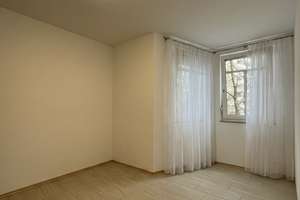 2-Zimmer Wohnung mit Balkon & Blick ins Grüne – Die vollständige Adresse der Immobilie erhältst du vom Anbieter., 81379 Obersendling, München – Vorschaubild 3