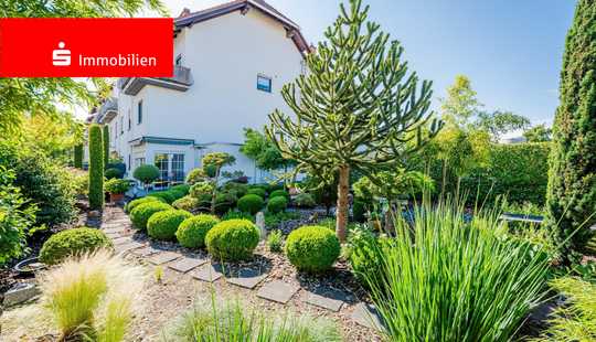 Bild von Mühlheim am Main: Topgepflegtes Zweifamilien-Reihenendhaus mit parkähnlichem Garten
